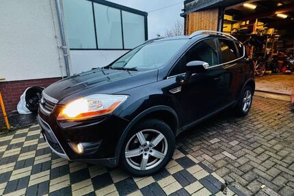 Ford Kuga 172.000 km 8.400 &euro; Wolfsburg 38442