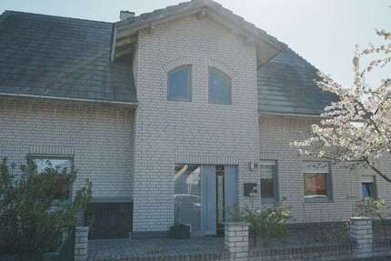 Haus Wolfsburg Alt-Wolfsburg - 11 Zimmer, 176 m&sup2;, 499.000&euro; | Angebot:27354554
