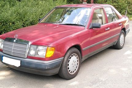 Mercedes-Benz 260 182.000 km 3.333 &euro; Lehre 38165