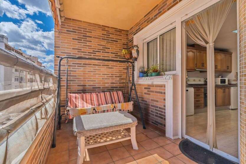 Wohnung zum Kaufen in Torrevieja 219.999,85 € 168 m²
