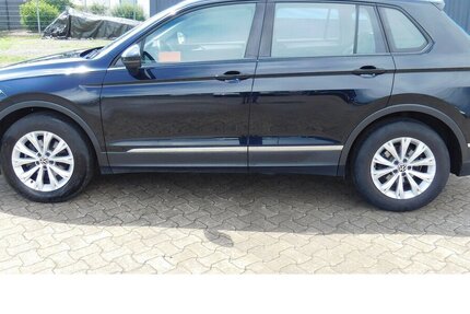 VW Tiguan 1.5 Basis Klima TSI Navi 28.800 km 23.990 &euro; Vordorf 38533