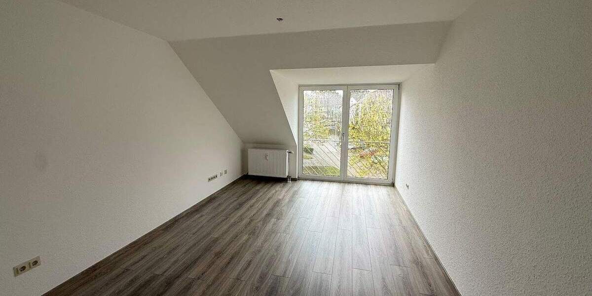 3 Zimmer für den nächsten Schritt - ideal zu zweit - frisch renovierte Wohnung am Hageberg 3 zimmer