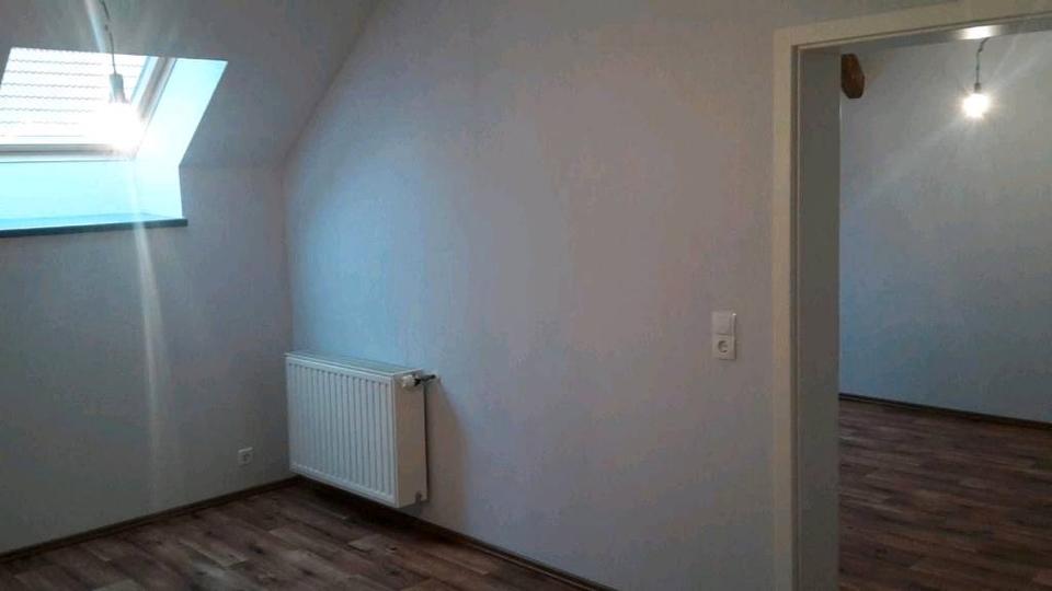 Dachgeschoßwohnung Oebisfelde-Weferlingen Weferlingen - 2 Zimmer, 100 m&sup2;, 700&euro; | Angebot:26579667