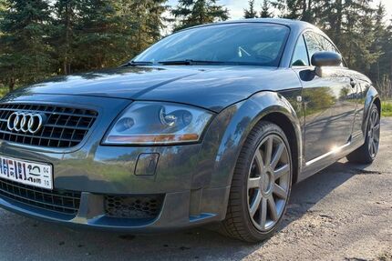 Audi TTS 233.577 km 13.999 &euro; Meinersen 38536