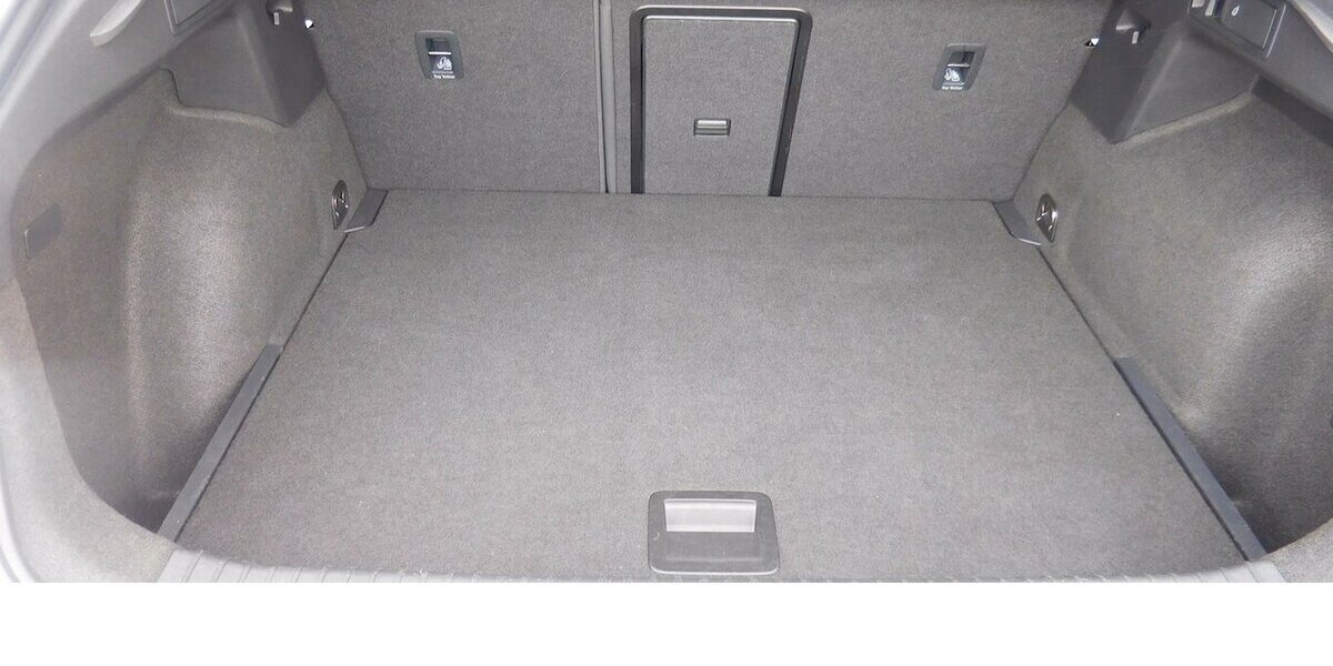 Cupra Formentor 1.5 TSI BMT Klima LED Alu Navi 23.800 km 21.990 € Vordorf 38533