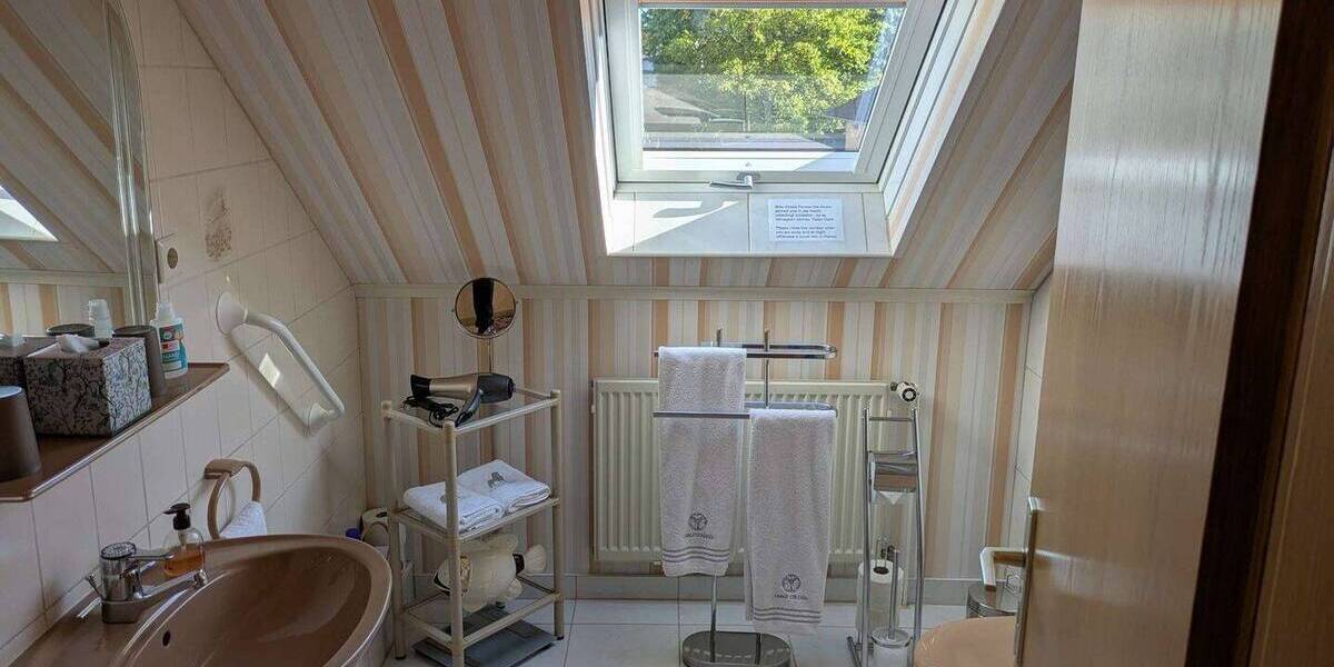 Mehrfamilienhaus, Wohnhaus Braunschweig Kralenriede - 6 Zimmer, 148 m&sup2;, 299.000&euro; | Angebot:26105666