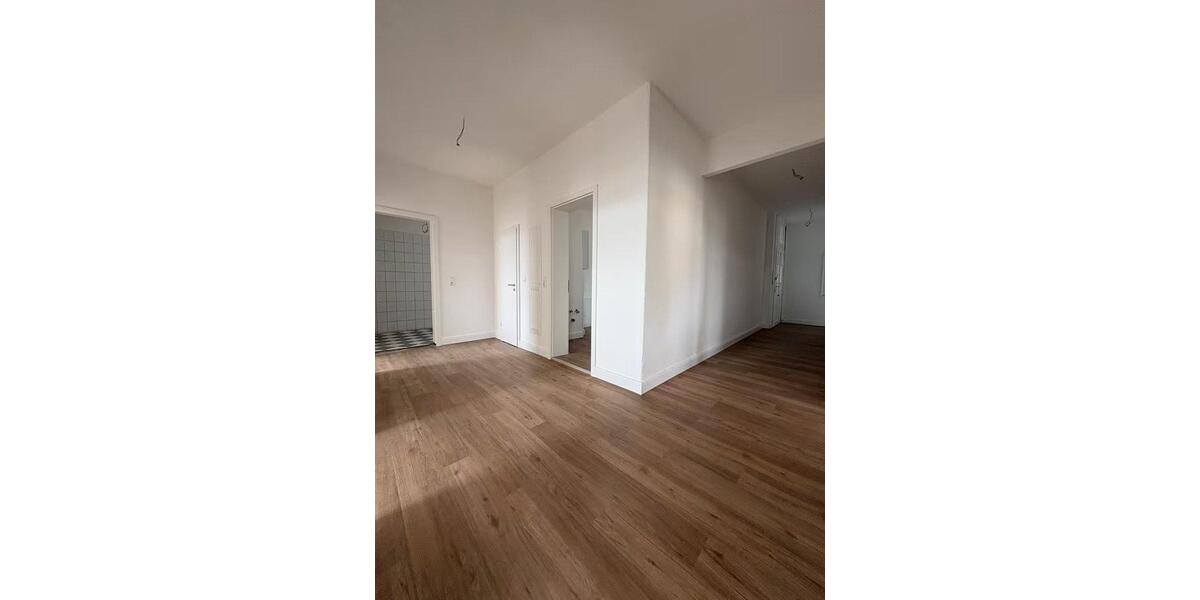 Etagenwohnung Braunschweig Wabe-Schunter-Beberbach - 4 Zimmer, 117 m&sup2;, 1.200&euro; | Angebot:26383600