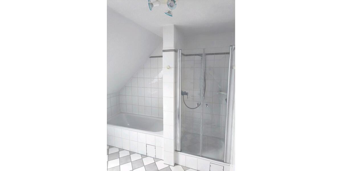 Etagenwohnung Jembke - 2 Zimmer, 105 m&sup2;, 1.050&euro; | Angebot:23120892