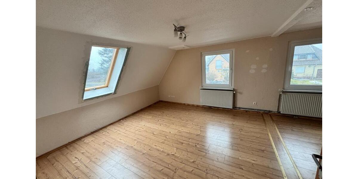 Dachgeschoßwohnung Ehra-Lessien Lessien - 4 Zimmer, 100 m&sup2;, 800&euro; | Angebot:24979476