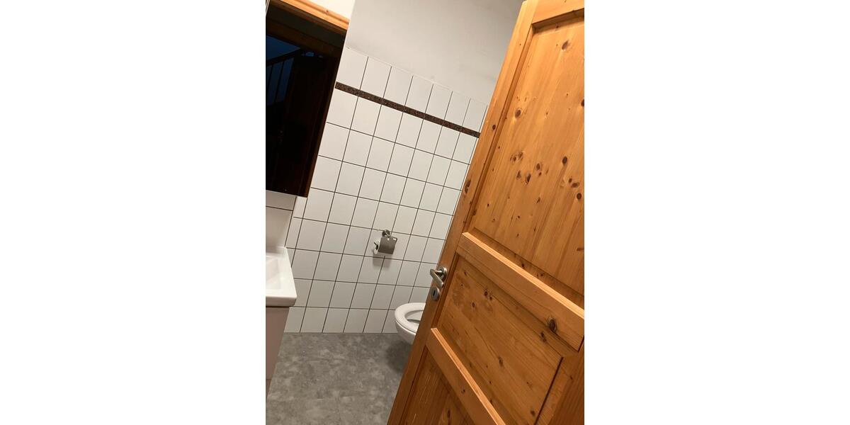 Gemütliche, helle Dachgeschosswohnung 3.5 zimmer