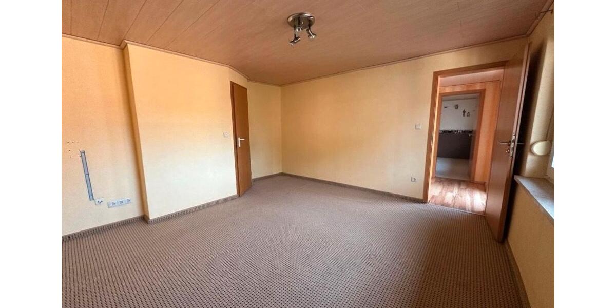 Einfamilienhaus Isenbüttel - 7 Zimmer, 195 m&sup2;, 350.000&euro; | Angebot:26038933