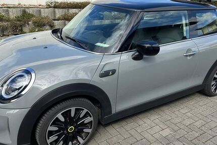 Mini Cooper SE 36.000 km 18.750 &euro; Lehre 38165