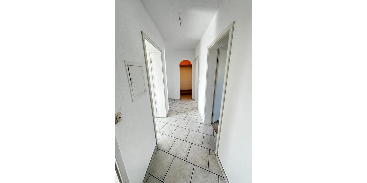 Etagenwohnung Braunschweig Wabe-Schunter-Beberbach - 4 Zimmer, 94 m&sup2;, 1.150&euro; | Angebot:26395935