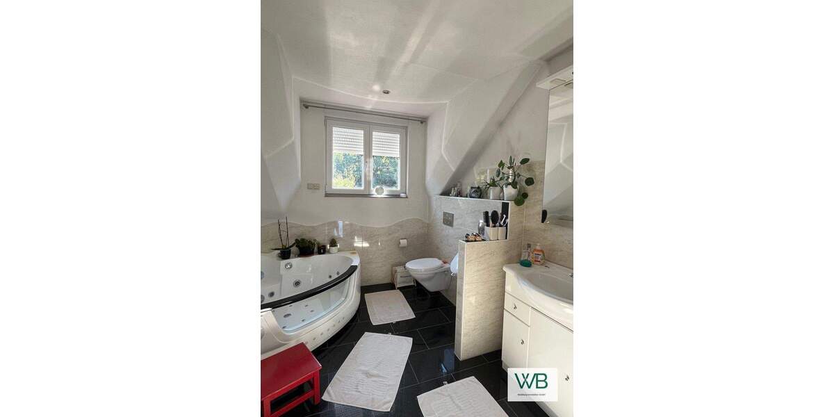 Mehrfamilienhaus, Wohnhaus Sassenburg / Neudorf-Platendorf Neudorf-Platendorf - 8 Zimmer, 310 m&sup2;, 699.000&euro; | Angebot:25673491