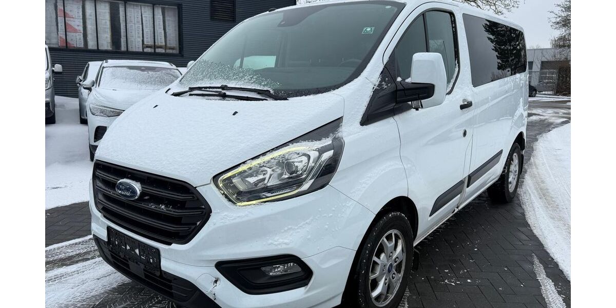 Ford Tourneo Custom 245.884 km 9.990 &euro; Braunschweig 38122