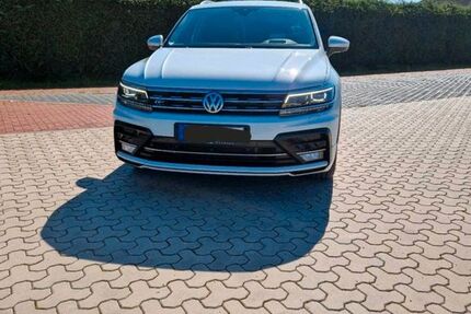 VW Tiguan 158.000 km 21.000 &euro; Sassenburg 38524