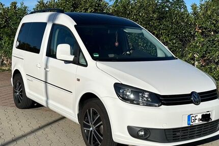 VW Caddy 104.000 km 10.900 &euro; Sassenburg 38524
