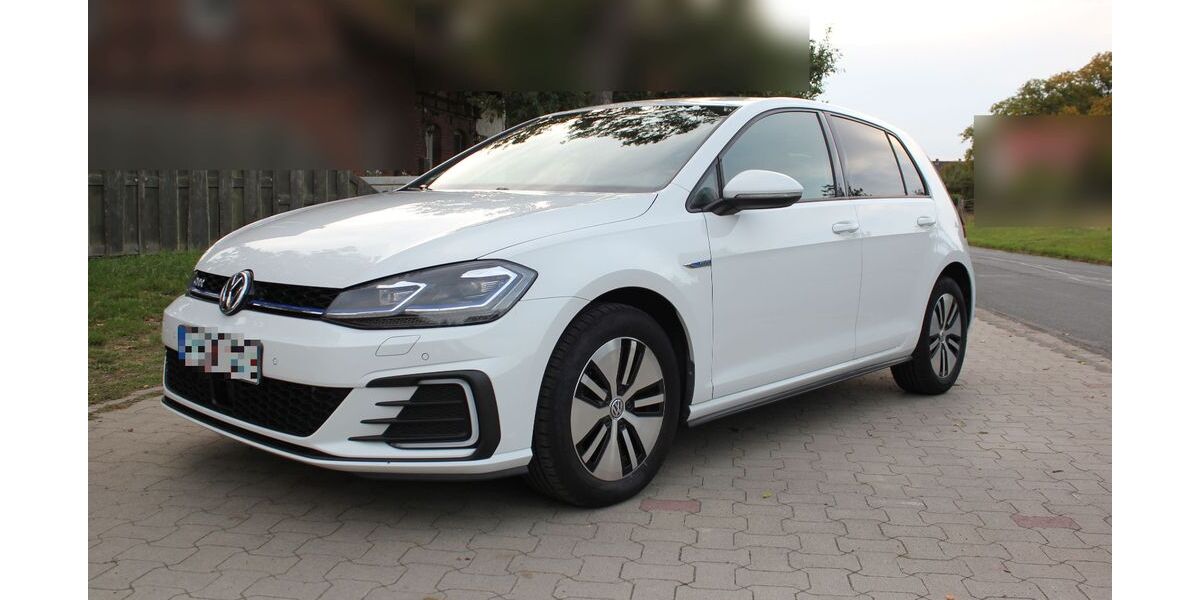 VW Golf 83.000 km 15.950 &euro; Wasbüttel 38553