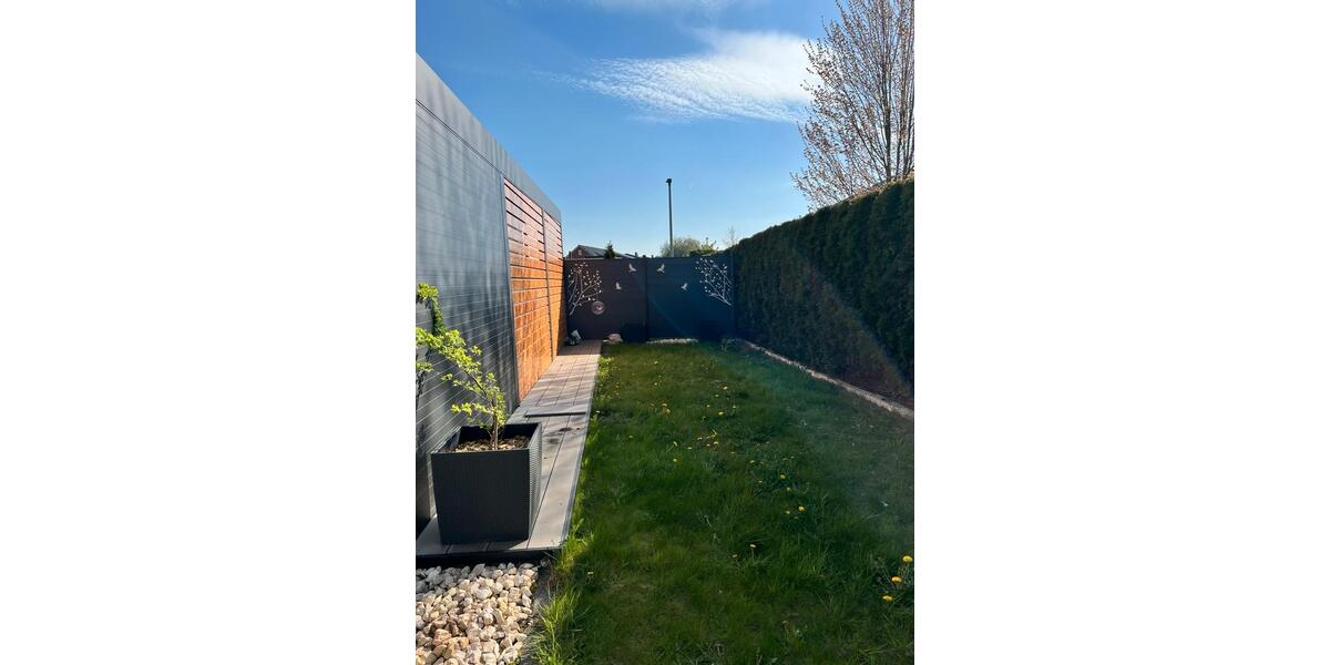 Doppelhaushälfte Gifhorn - 6 Zimmer, 148 m&sup2;, 1.600&euro; | Angebot:26329956