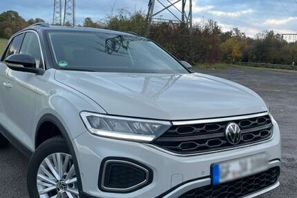 VW T-Roc 27.630 km 24.450 &euro; Calberlah 38547