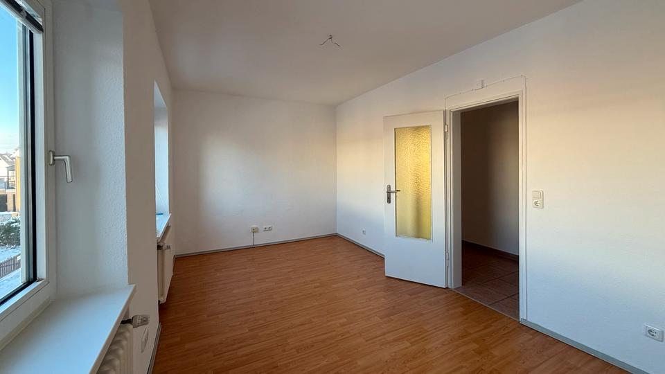 Geräumige Mietwohnung - 3 Zimmer, Balkon, Küche, Bad 3 zimmer