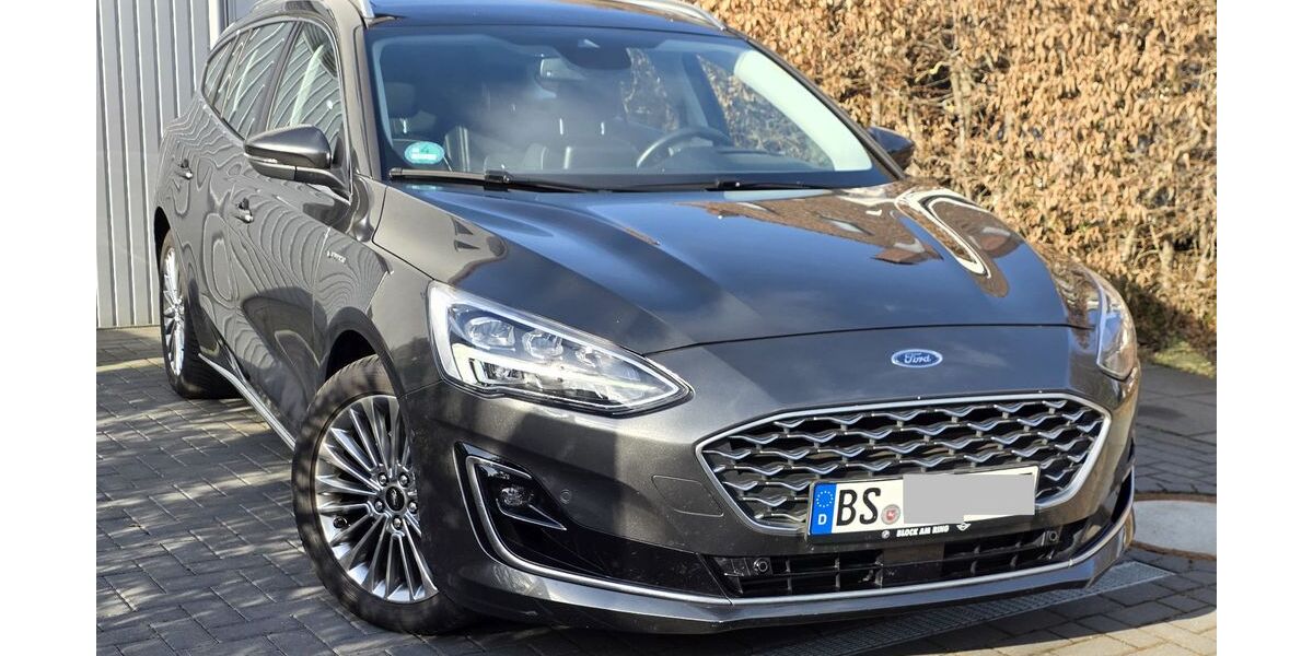 Ford Focus 52.000 km 17.999 &euro; Braunschweig 38104
