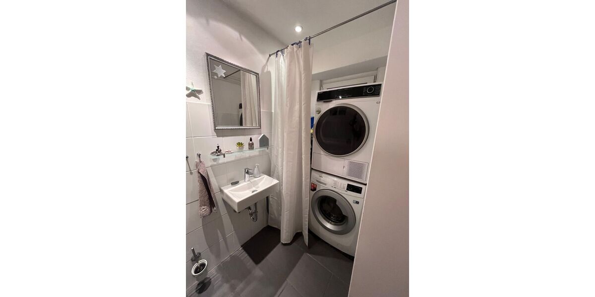 Großzügige 5-Zimmer-Wohnung mit Hausgefühl & Terrasse – perfekt für Paare - Maisonettenwohnung Schwülper | Angebot:26633519