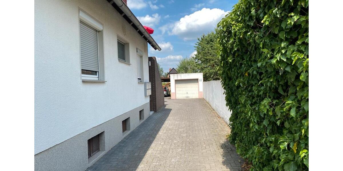 Dachgeschoßwohnung Wolfsburg Detmerode - 2.5 Zimmer, 60 m&sup2;, 600&euro; | Angebot:25646575