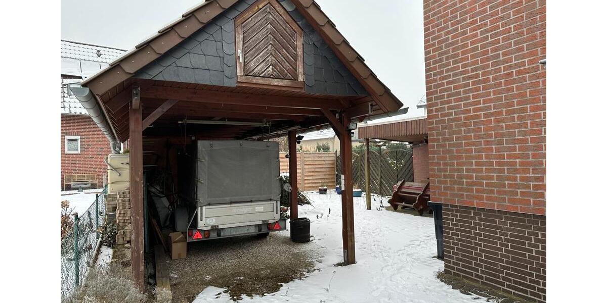 Einfamilienhaus Isenbüttel - 8 Zimmer, 250 m&sup2;, 350.000&euro; | Angebot:25903958