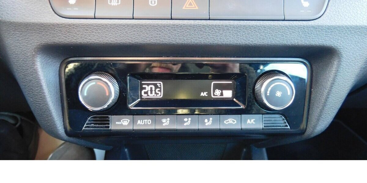 Skoda Fabia 1.0 Kombi Ambition TSI BMT Navi Klima 19.900 km 15.390 &euro; Vordorf 38533