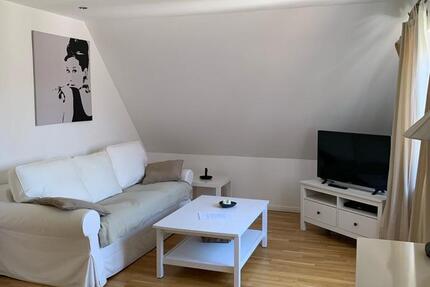 2,5 Zimmer DG Wohnung - vollmöbliert am Steimkerberg 2.5 zimmer