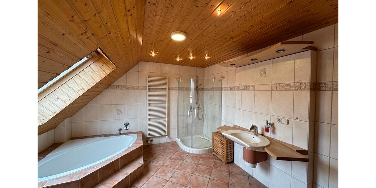 Doppelhaushälfte Rötgesbüttel - 4 Zimmer, 147 m&sup2;, 1.395&euro; | Angebot:26215920