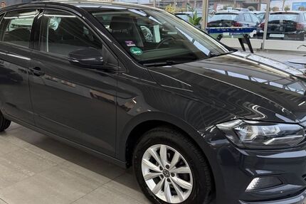 VW Polo 111.600 km 12.990 &euro; Braunschweig 38116
