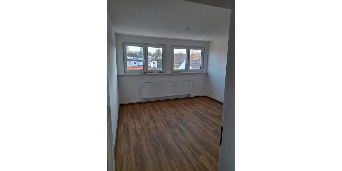 Dachgeschoßwohnung Königslutter am Elm - 3 Zimmer, 52 m&sup2;, 640&euro; | Angebot:25369540