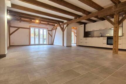 Einzigartige OG Wohnung nachhaltiges Wohnen, eigene PV Anlage 4 zimmer