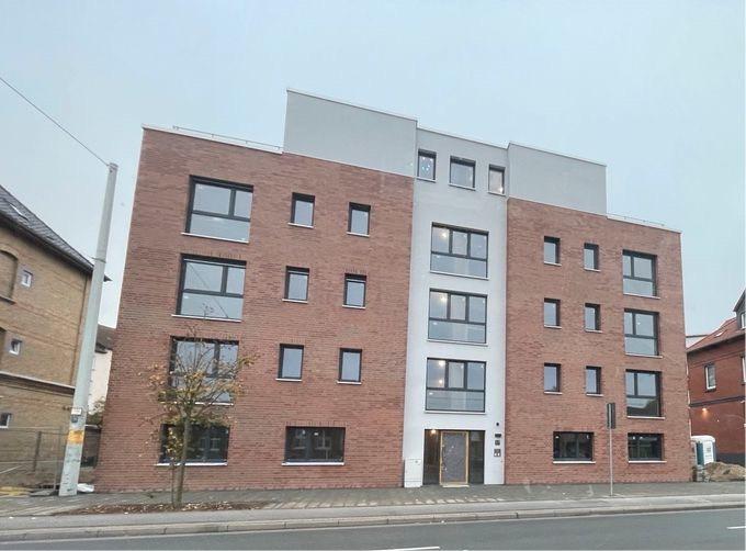 Modernes und vollmöbliertes WG-Zimmer im Erstbezug einer 4-Zimmer Wohnung 1 zimmer