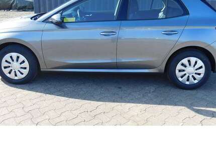 Skoda Fabia 12.500 km 16.690 &euro; Vordorf 38533