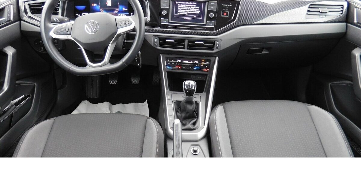 VW Taigo 1.0 TSI BMT Klima Navi LED 26.400 km 16.990 € Vordorf 38533