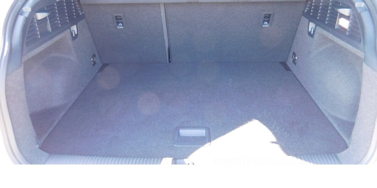 Audi Q2 30 1.0 TFSI BMT Navi Klima ALU 21.100 km 20.990 € Vordorf 38533