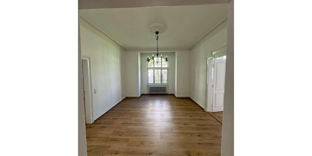 Etagenwohnung Helmstedt - 4 Zimmer, 120 m&sup2;, 850&euro; | Angebot:26363675