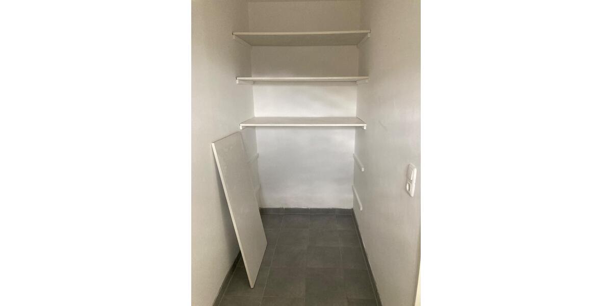 Etagenwohnung Wasbüttel - 5 Zimmer, 162 m&sup2;, 1.250&euro; | Angebot:24689990