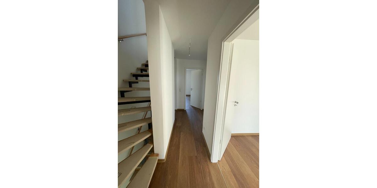 Wohnen am Feldrand – Reihenmittelhaus mit idyllischem Westgarten 6 zimmer