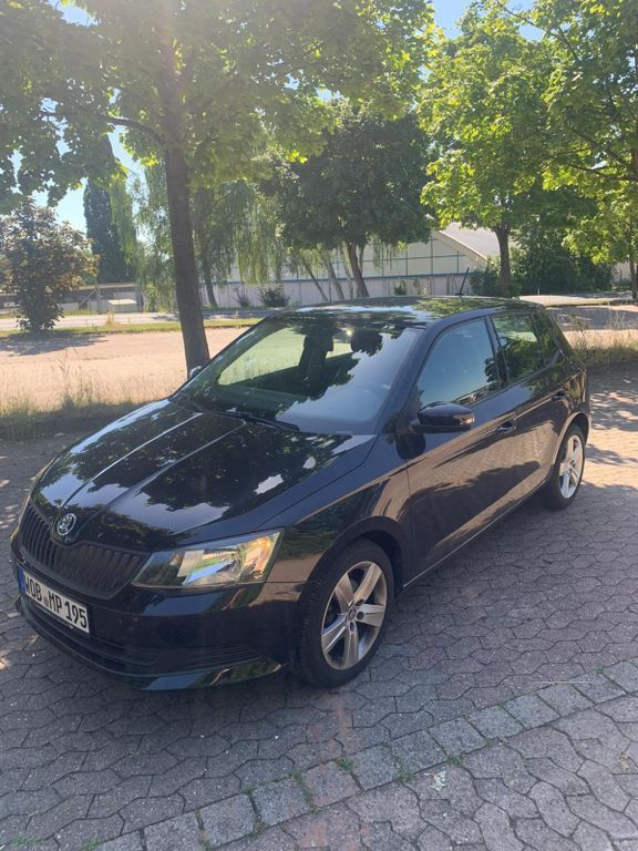 Skoda Fabia 103.000 km 6.490 € Wolfsburg 38440