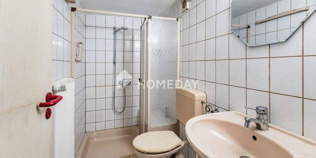 Einfamilienhaus Rühen - 7 Zimmer, 190 m&sup2;, 149.000&euro; | Angebot:25773238