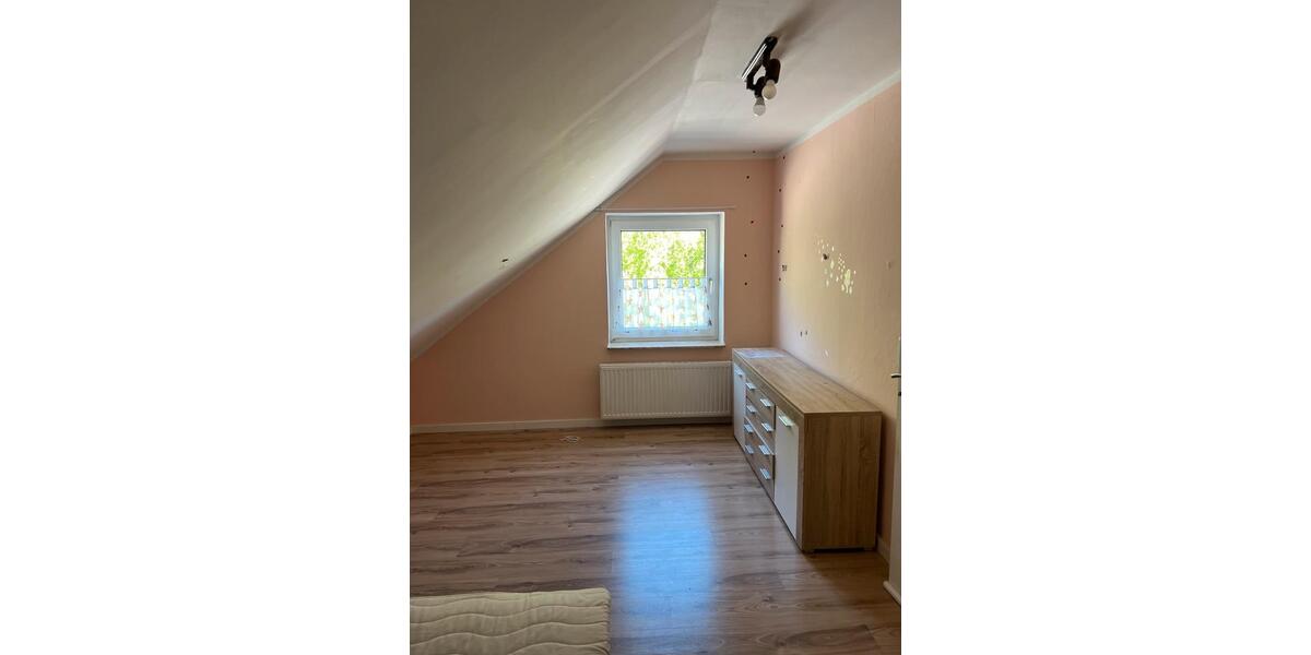 Dachgeschoßwohnung Meine - 2 Zimmer, 42 m&sup2;, 620&euro; | Angebot:26489329