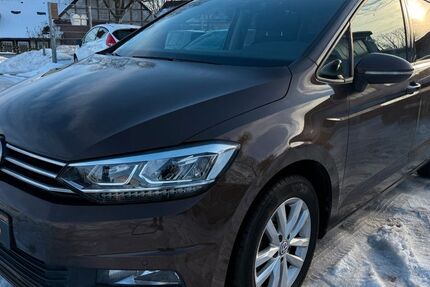 VW Touran 105.000 km 19.900 &euro; Lehre 38165