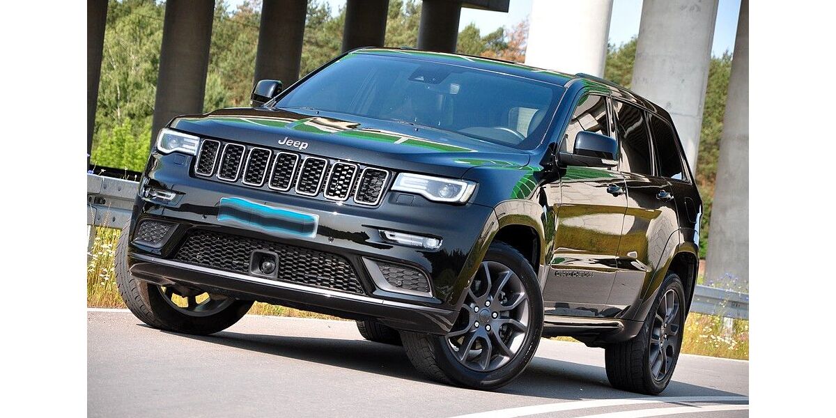 Jeep Grand Cherokee 86.000 km 41.990 € Gifhorn 38518