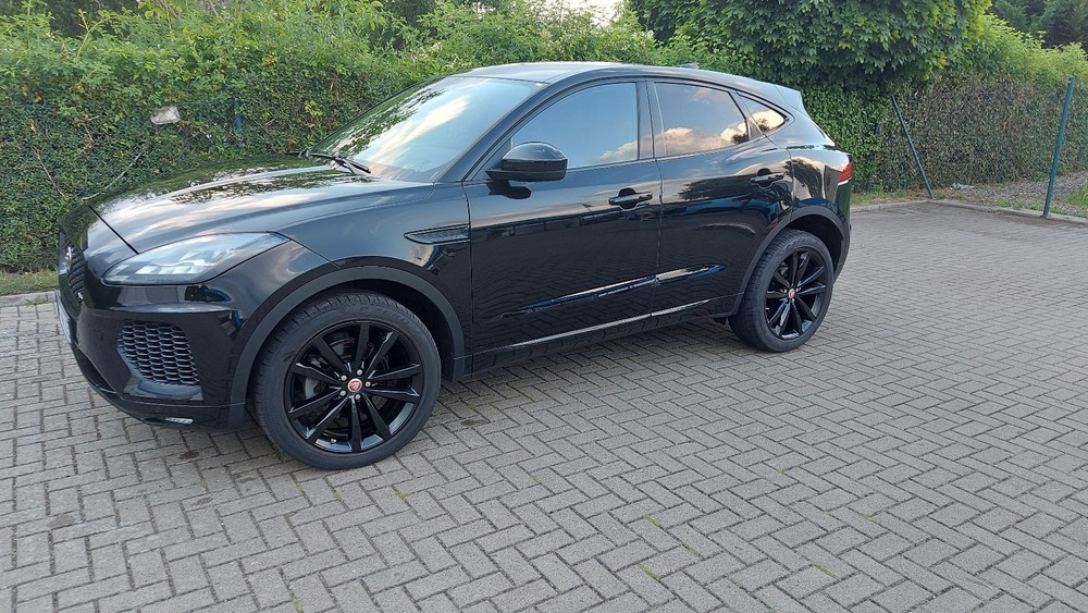 Jaguar E-Pace D150 FWD man R-Dynamic 43.320 km 21.000 &euro; Braunschweig 38100