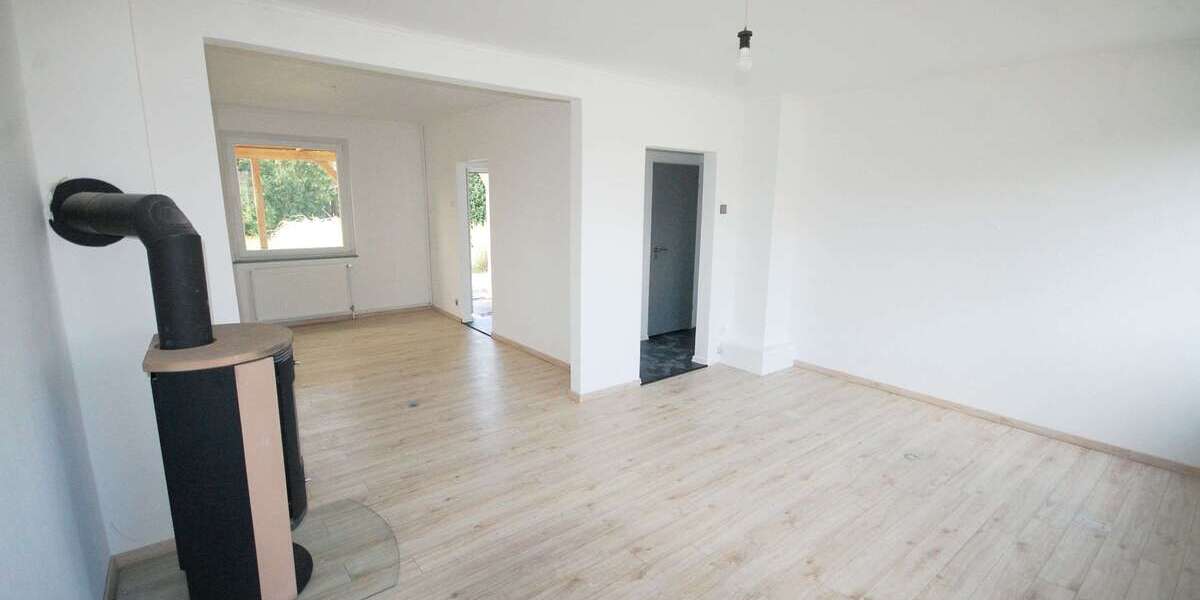 Haus zum Kaufen in Wesendorf 189.000 € 90 m² 4 zimmer