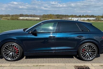 Audi SQ8 14.700 km 99.900 &euro; Isenbüttel 38550